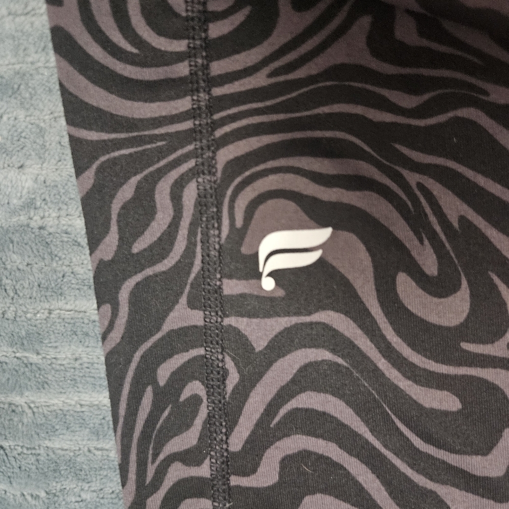Powerhold By Fabletics Leggings! - Picture 3 of 7